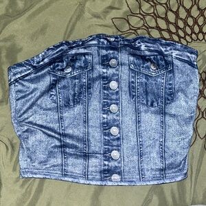 I got a Jean shirt and its so cute, it’s cropped but it’s not my size